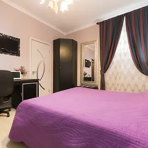 https://ai-7-scalini.it-romehotels.com